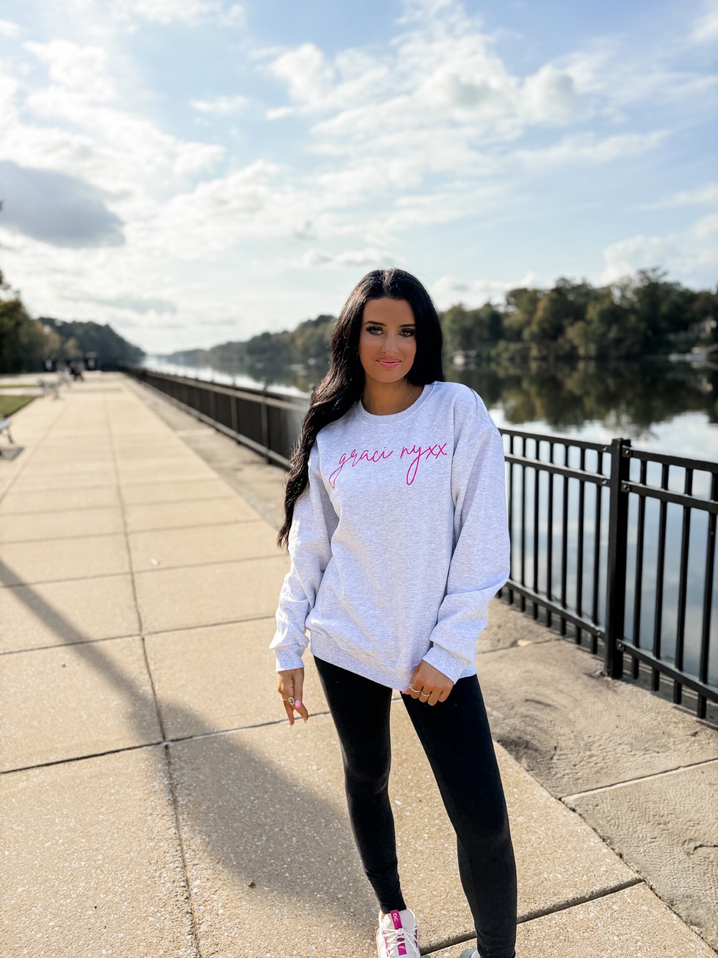 Graci Nyxx Sweatshirt- grey