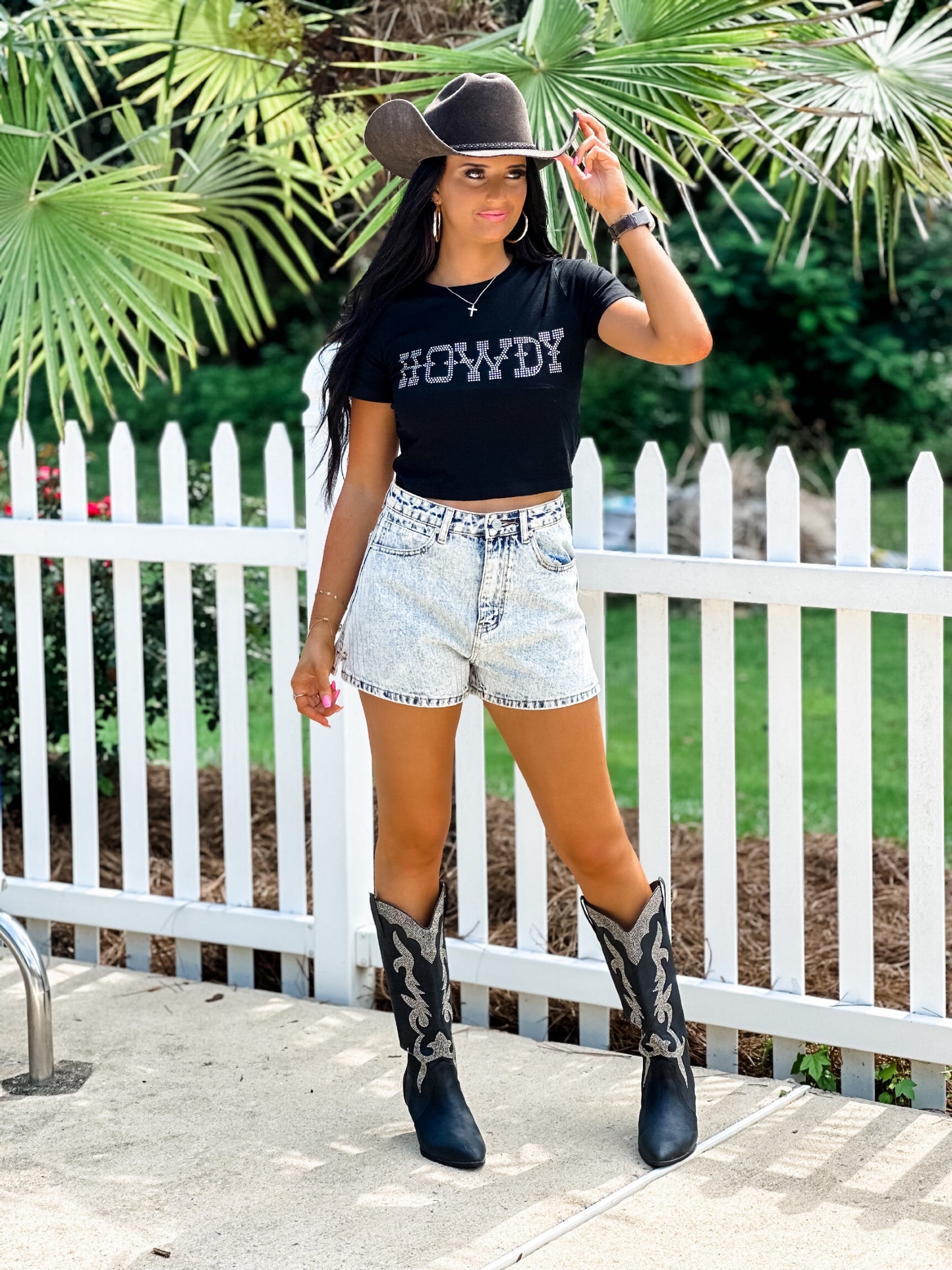 Howdy Rhinestone Tee - Black